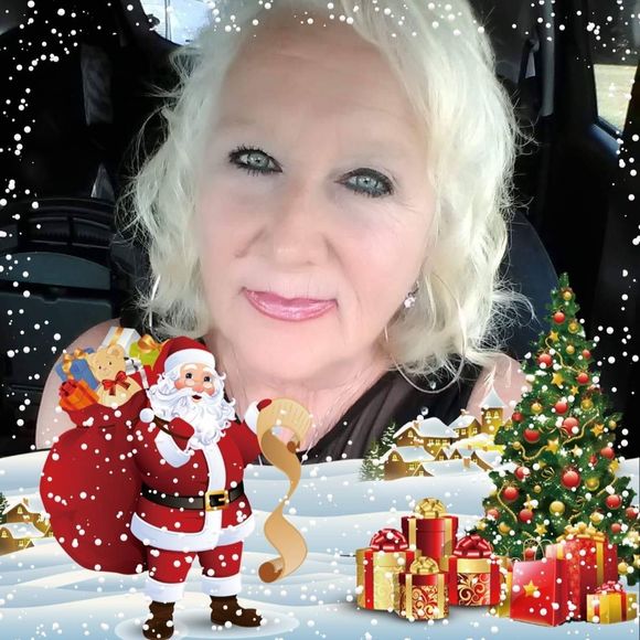 Meet your Posher, Lorrie - Picture 1 of 1